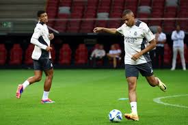 在自己的追 在自己的追